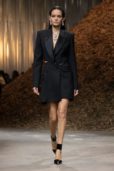 Look 36